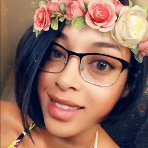 Meet your Posher, Jasmine